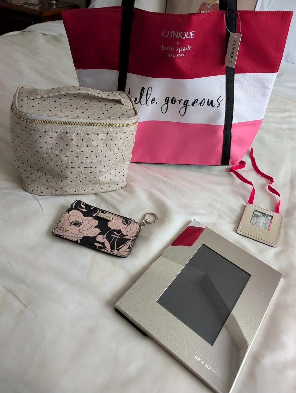 Kate Spade New York Lunchbox, 2 Photo Frames, Card Wallet Key Chain & Tote Set